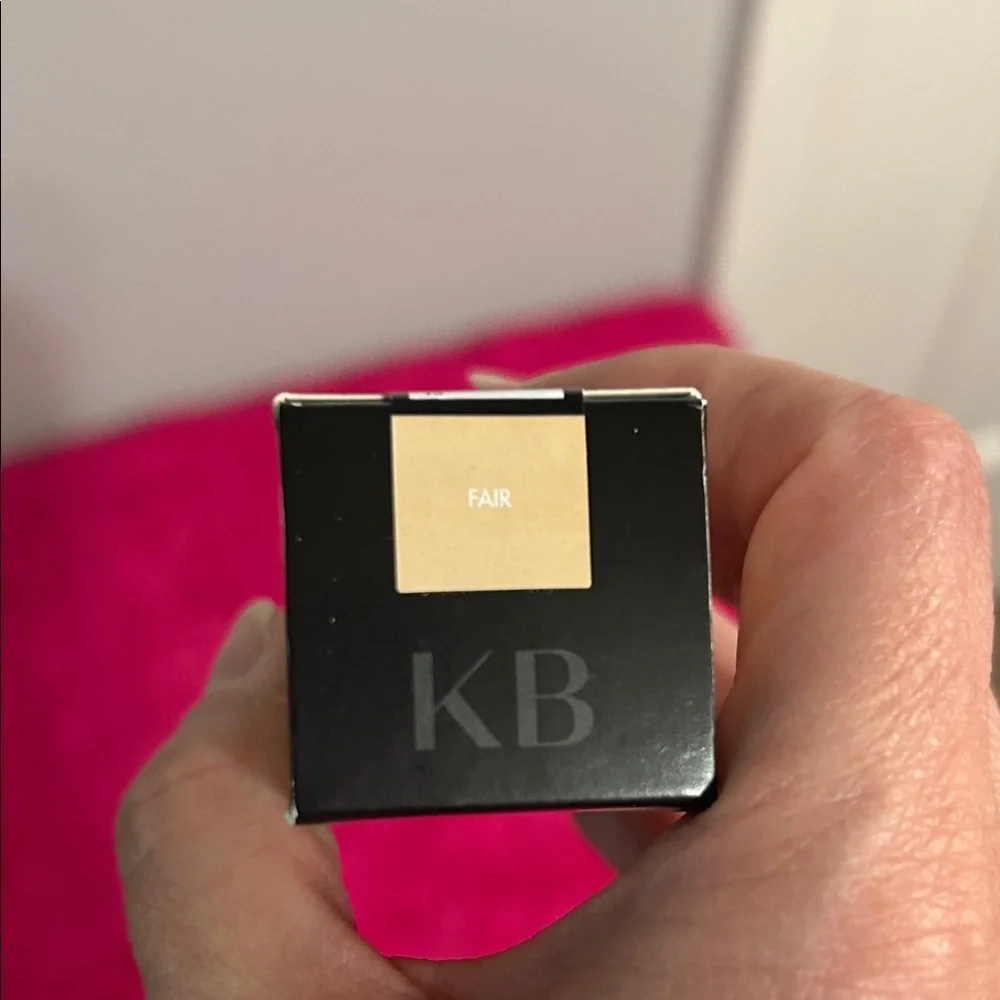 Kristofer Buckle Triplicity Foundation Stick - Cream fair